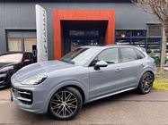 Porsche Cayenne 2024