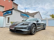 Porsche Taycan 2021