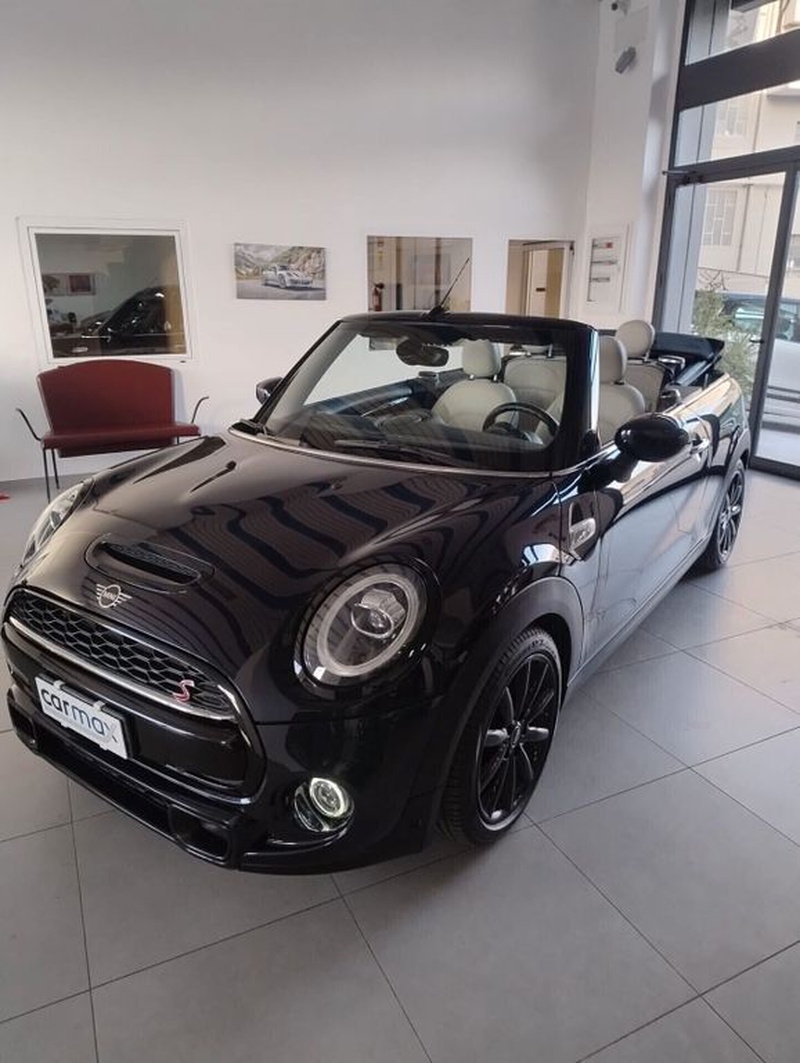 MINI Cabrio