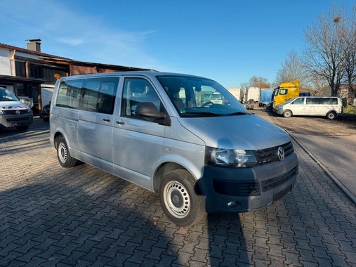 Volkswagen T5 2011