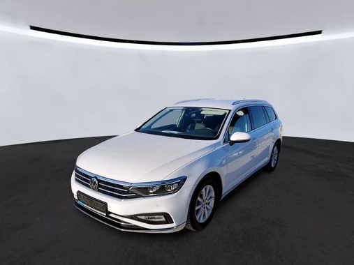 Volkswagen Passat 2023
