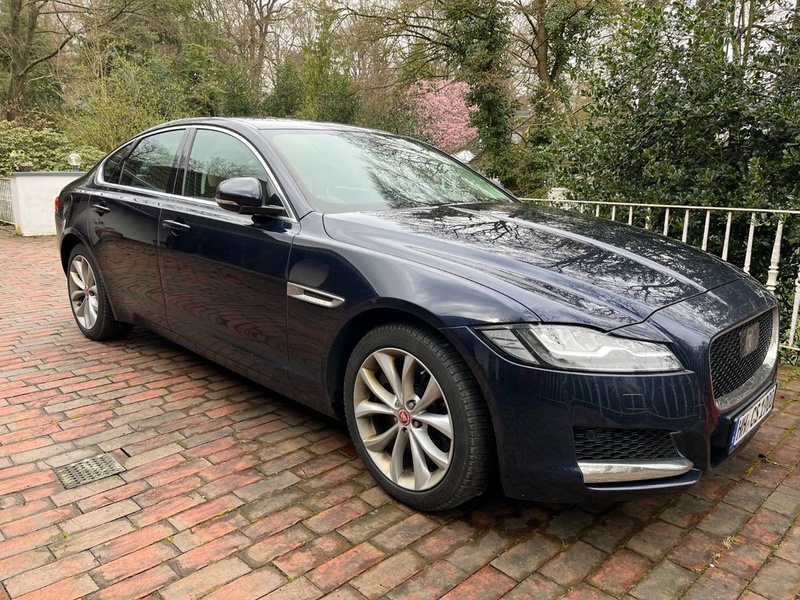 Jaguar XF