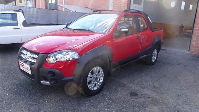 Fiat Strada 2012