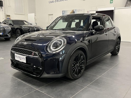 MINI Other 2021