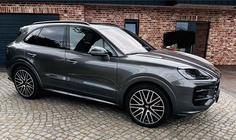 Porsche Cayenne 2023