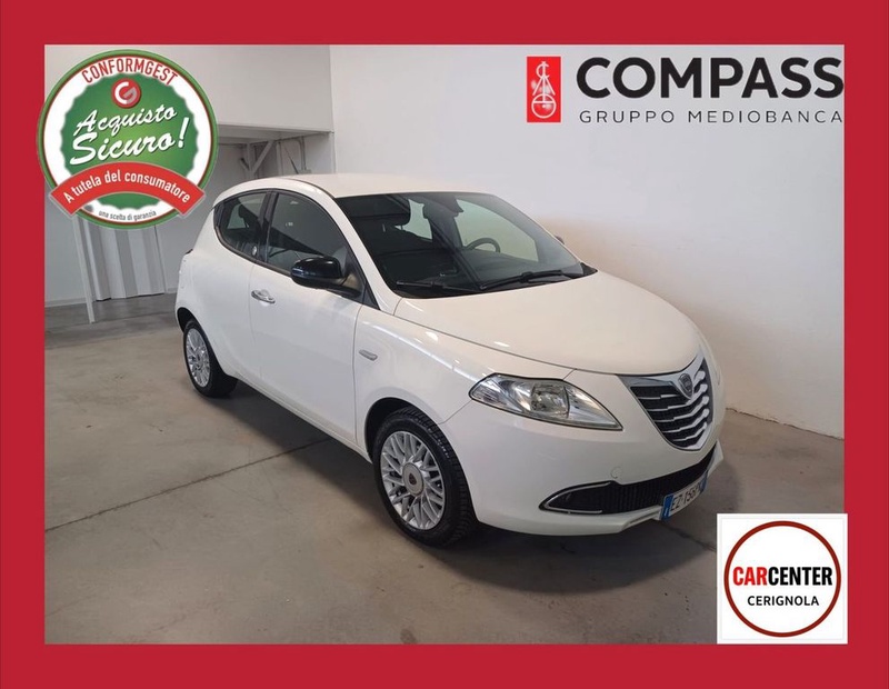 Lancia Ypsilon