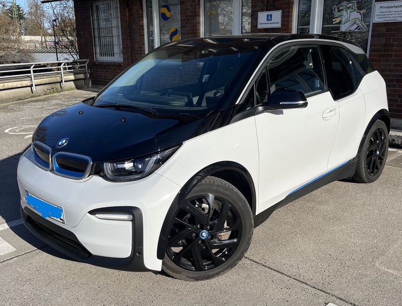 BMW i3