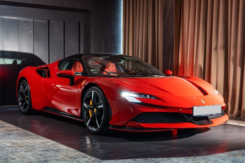 Ferrari SF90