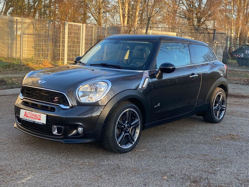 MINI Paceman