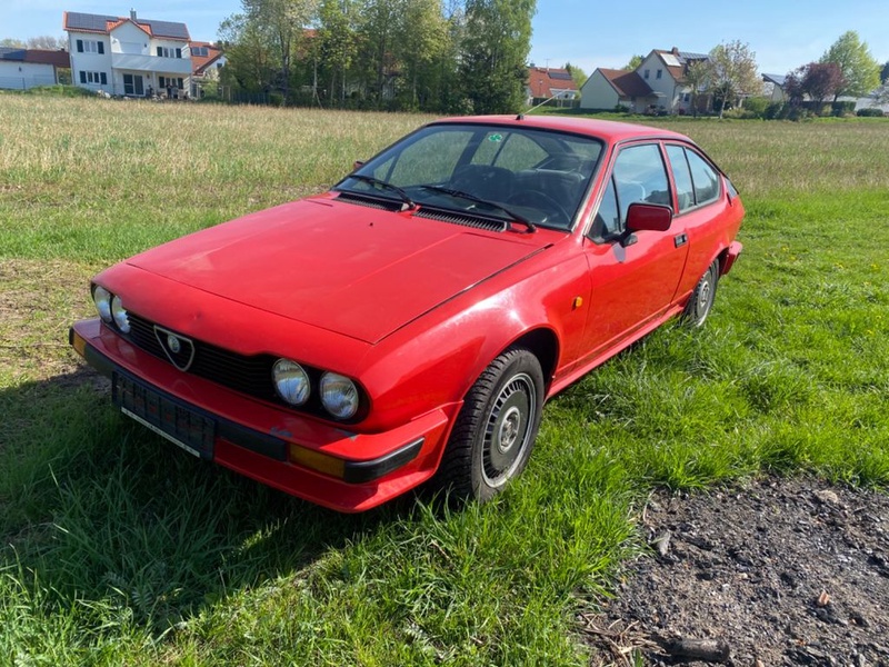 Alfa Romeo GTV