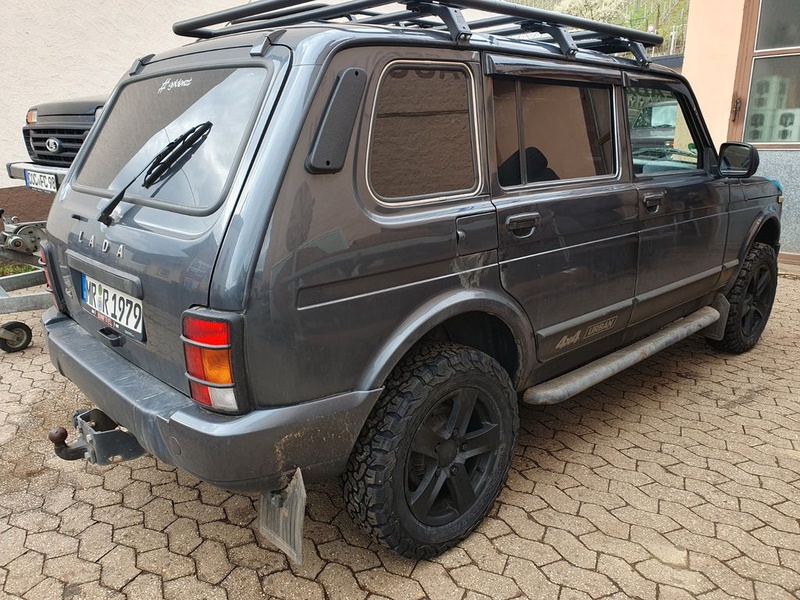 Lada Niva