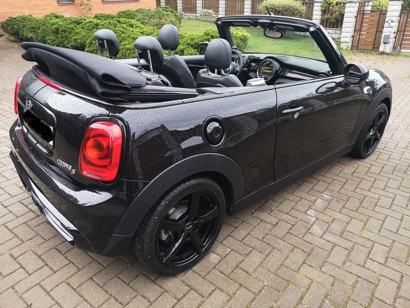 MINI Cabrio