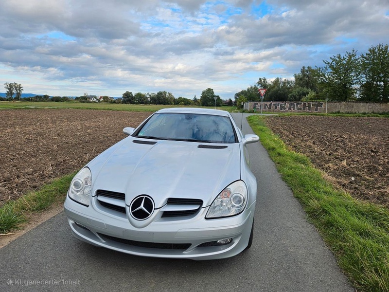 Mercedes-Benz SLK-Class