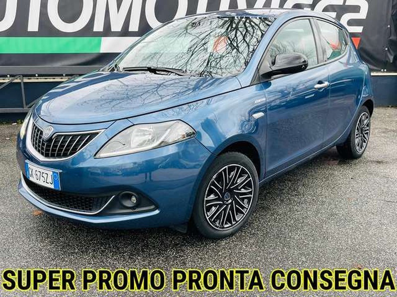 Lancia Ypsilon