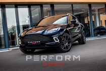 Aston Martin DBX 2021