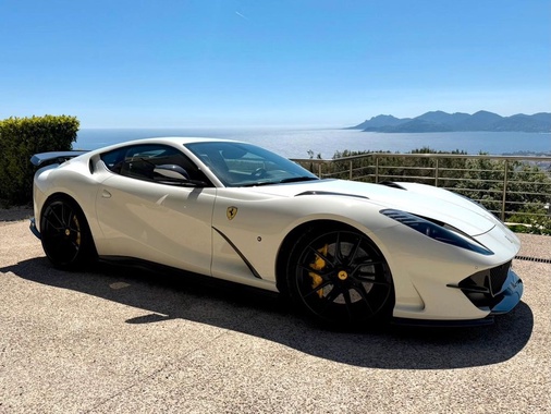 Ferrari 812 2019