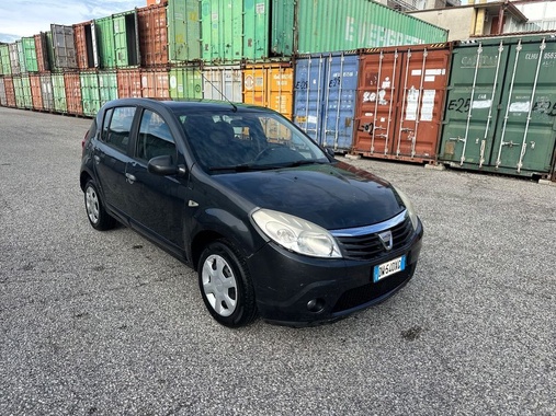 Dacia Sandero 2010