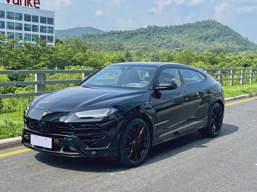 Lamborghini Urus 2021