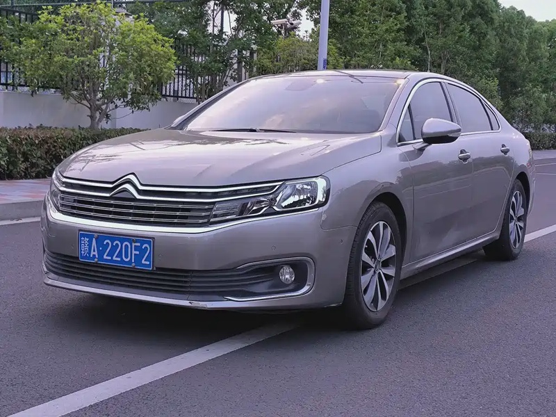 Citroen C6