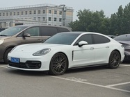 Porsche Panamera 2023