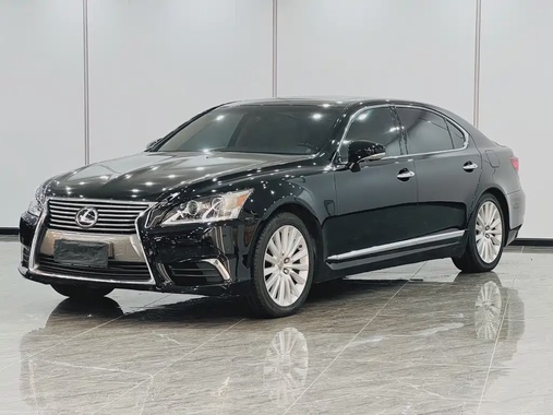 Lexus LS 2013