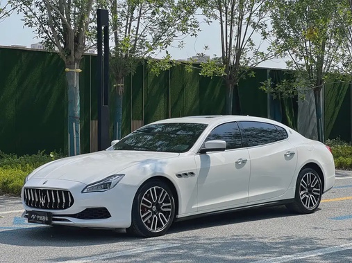 Maserati Quattroporte 2015