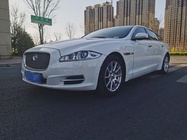 Jaguar XJ 2011