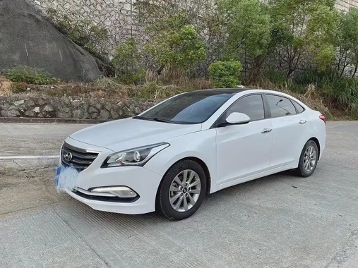 Hyundai Mistra 2015