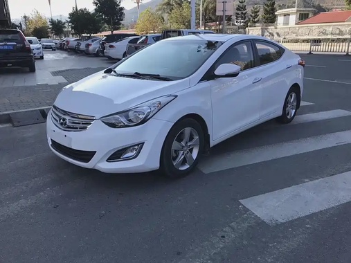 Hyundai Elantra 2014