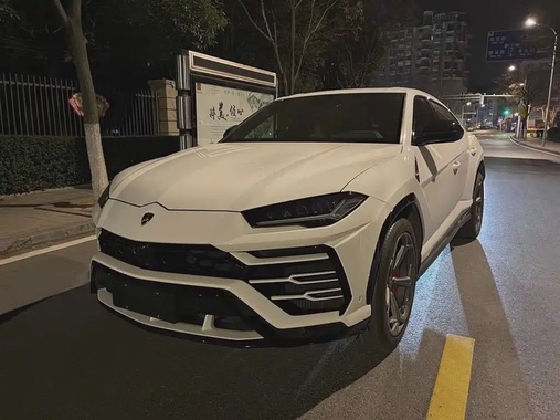 Lamborghini Urus 2019