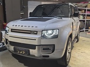 Land Rover Defender 2022