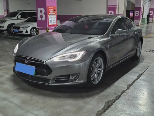 Tesla Model S 2016