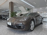 Porsche Panamera 2022
