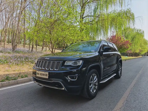 Jeep Grand Cherokee 2016