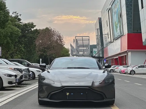 Aston Martin Vantage 2023