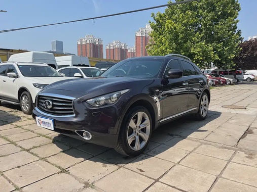 Infiniti QX70 2014