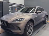 Aston Martin DBX 2021
