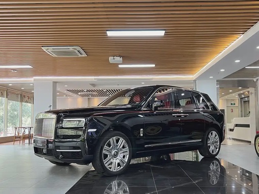 Rolls-Royce Cullinan 2025