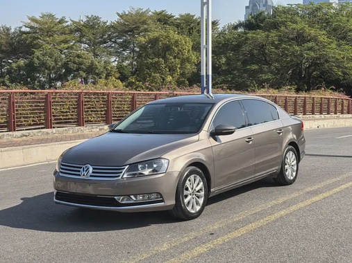 Volkswagen Magotan 2016