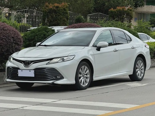 Toyota Camry 2019