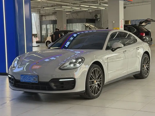 Porsche Panamera 2022