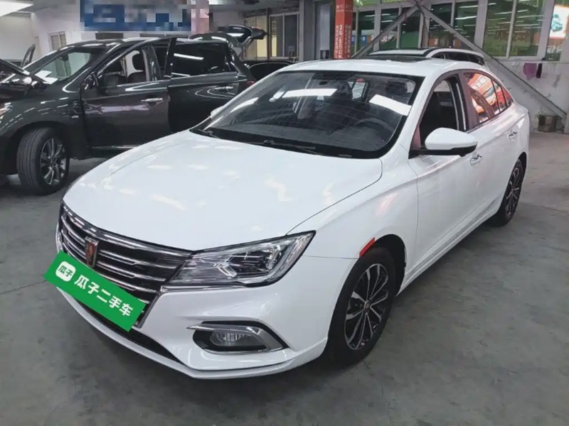 Roewe i5