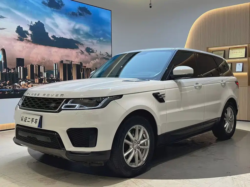 Land Rover Sport