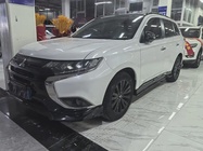 Mitsubishi Outlander 2023
