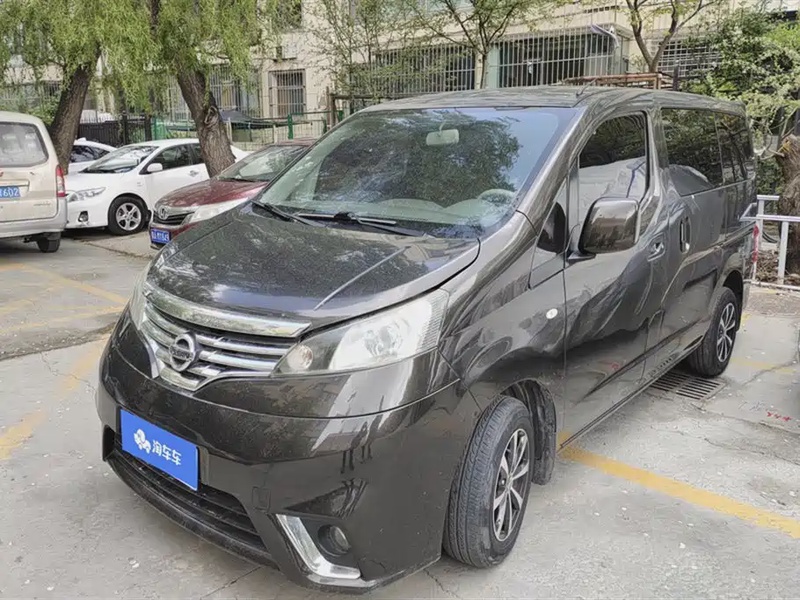 Nissan NV200