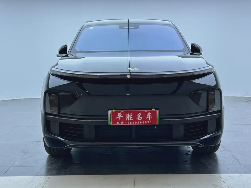 Li Auto L8