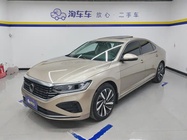 Volkswagen Passat 2023