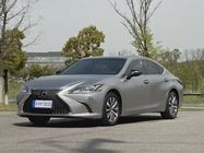 Lexus ES 2021