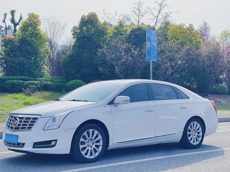 Cadillac XTS