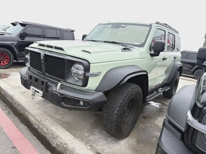 Tank 300